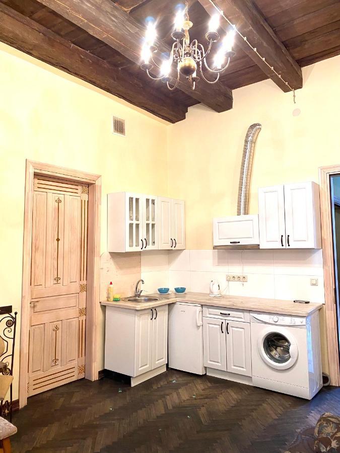 Квартира В Центрі На Вулиці Валова 21 Lviv Kültér fotó