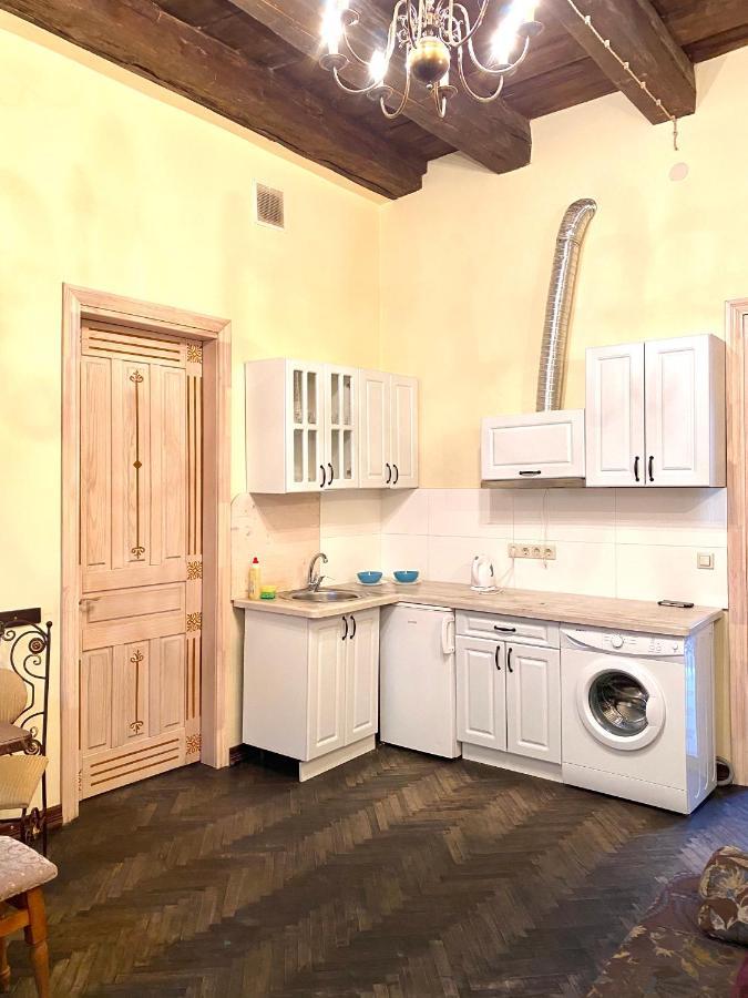Квартира В Центрі На Вулиці Валова 21 Lviv Kültér fotó